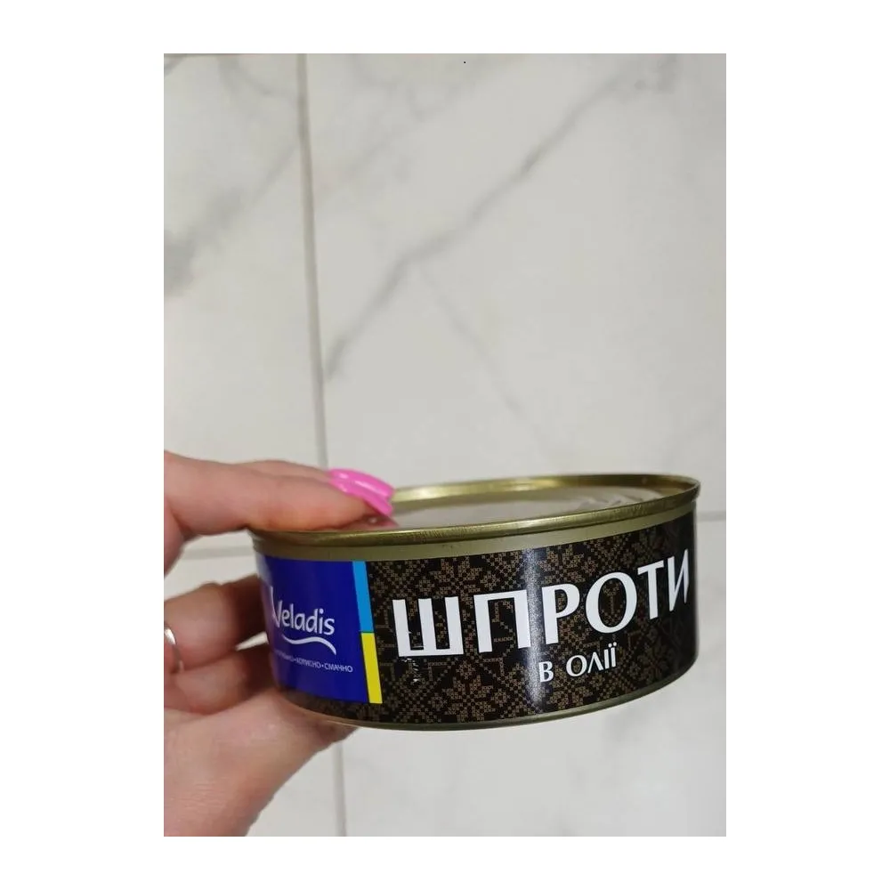 Шпроти Veladis в олії 240гр  арт. 10626 